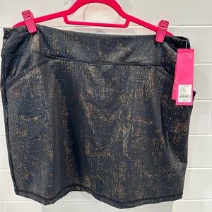 Lilly Pulitzer UPF 50+ Luxletic Sabbia Skort
Color:	Multi Time To Tiki Foil